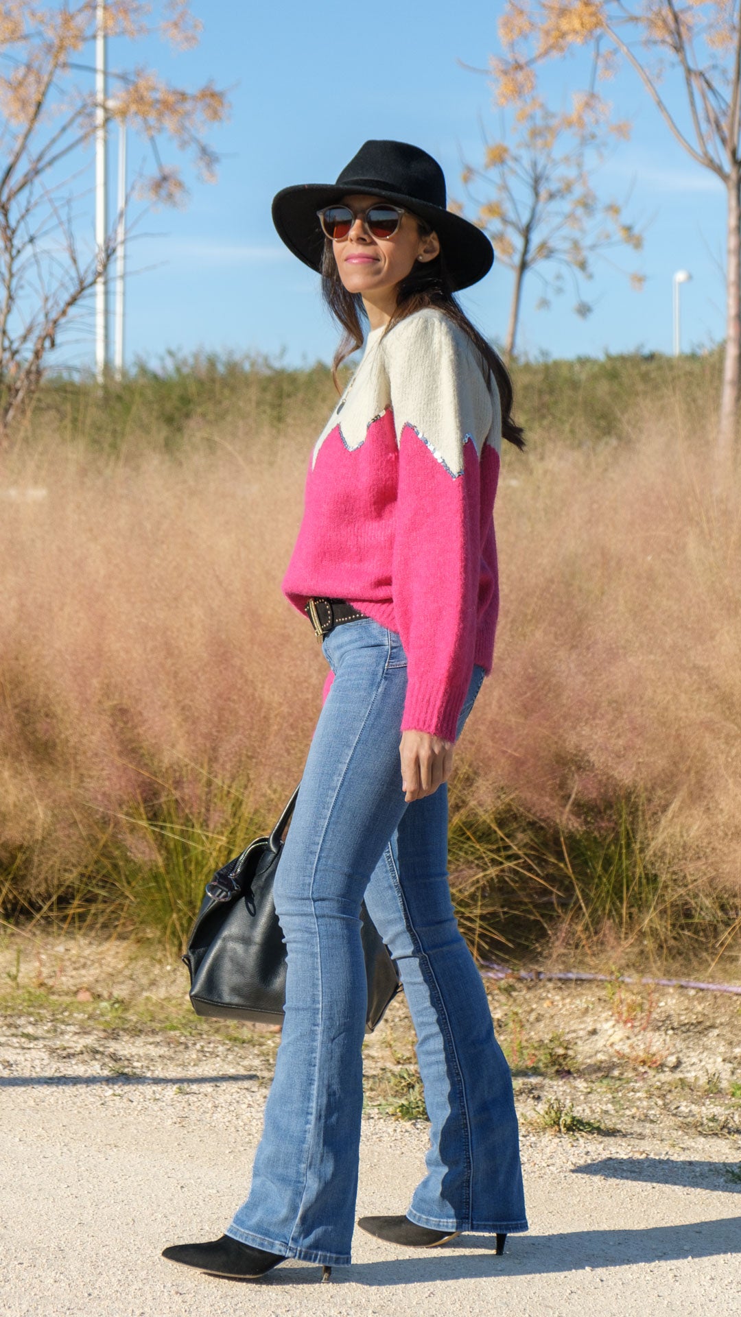 Alana fuchsia sweater