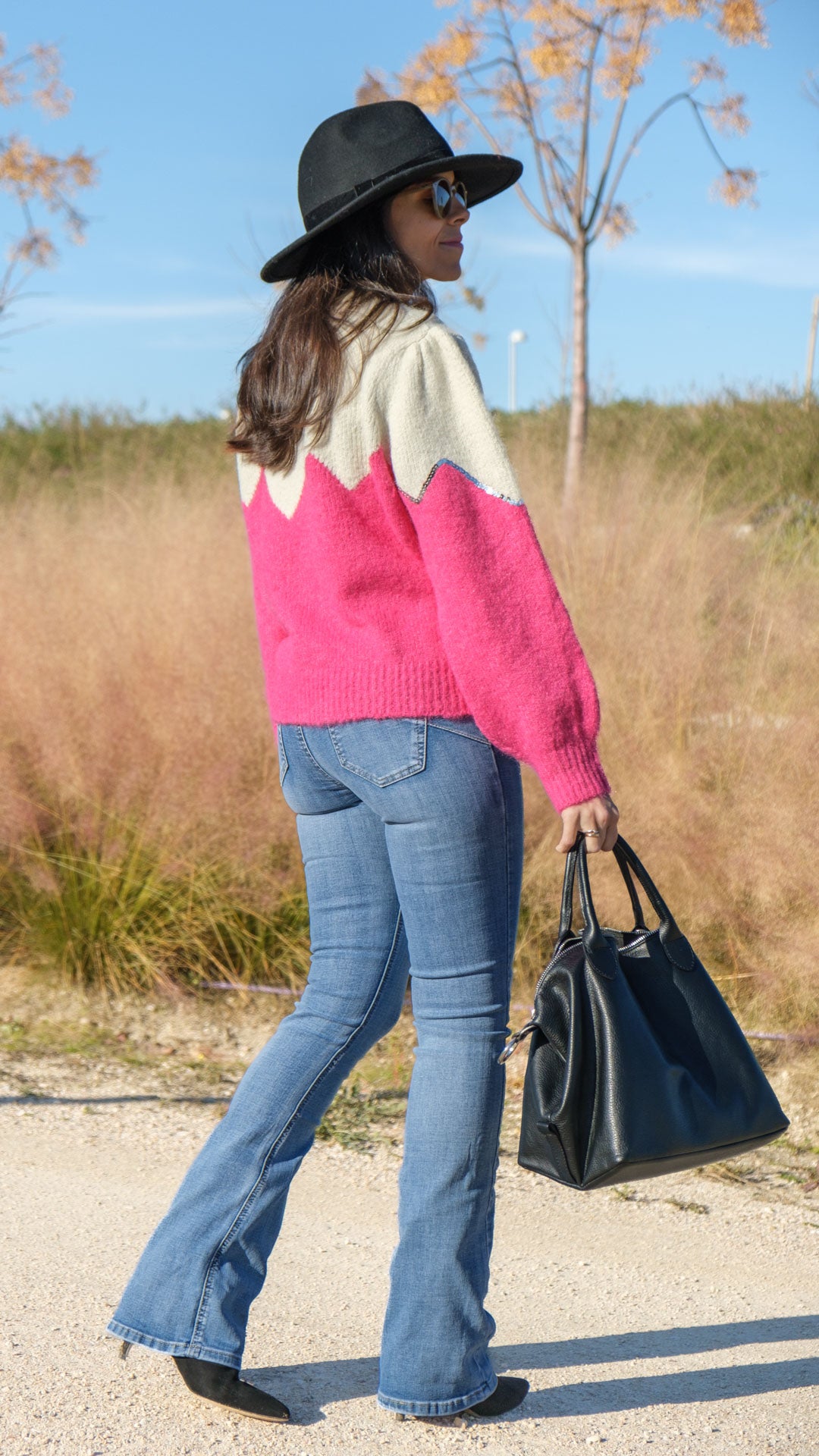 Alana fuchsia sweater