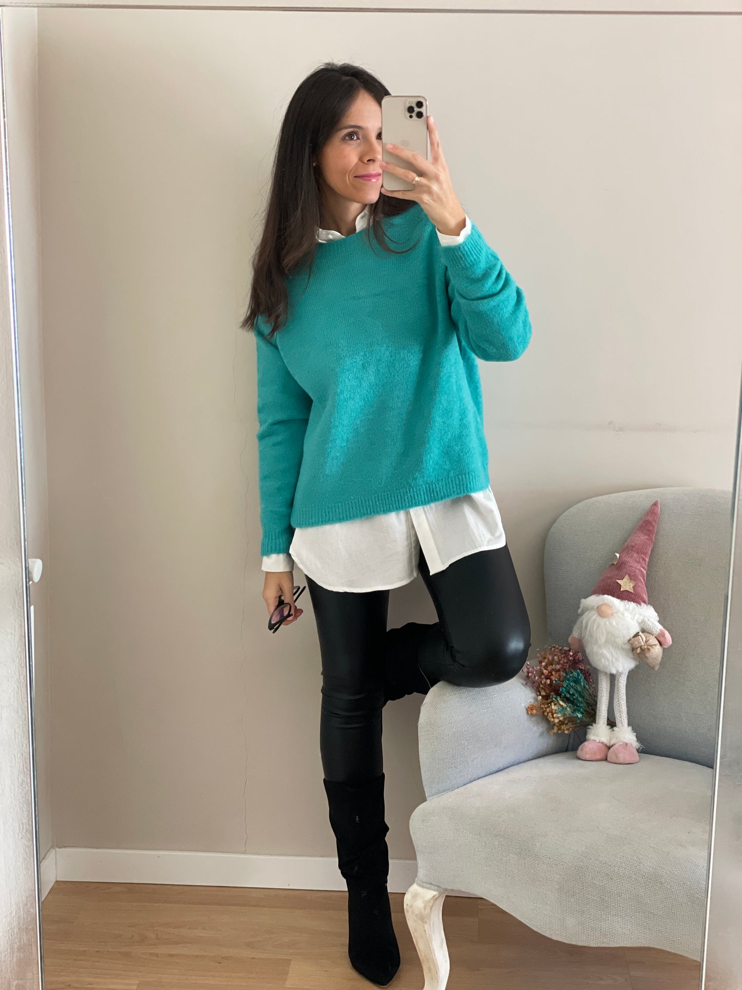 Turquoise Tristán sweater