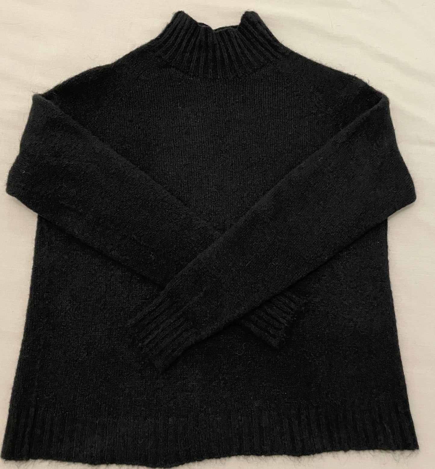 Black Mirta sweater